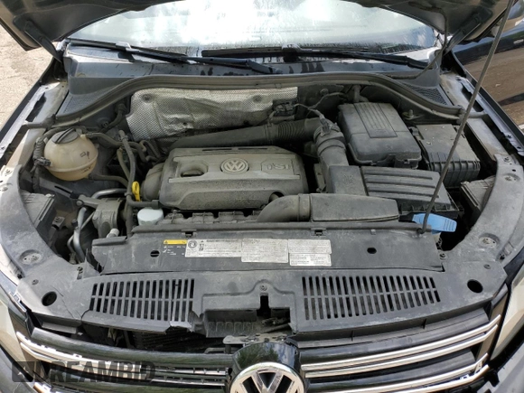 2016 Volkswagen Tiguan SE z VIN WVGBV7AX7GW516082, wystawiony jako Copart lot #59110585 z przebiegiem 65 912 mil mil oraz Czysty tytuł • Clean title. Historia ofert i sprzedaży dostępna na DreamBid. Obrazek 12.