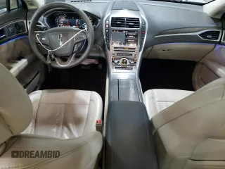2019 Lincoln MKZ Reserve II with VIN 3LN6L5E95KR604468, listed as a Copart auction lot 61592725 with 106,895 mi miles and Salvage title. Bid and sale history available at DreamBid. Image 8.