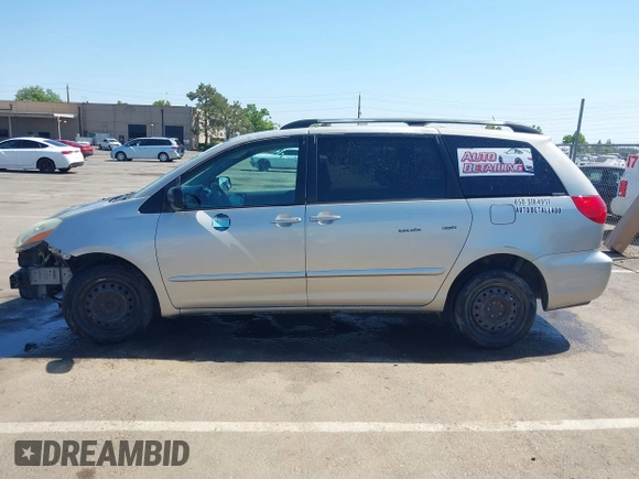 2006 Toyota Sienna CE z VIN 5TDZA23C26S421245, wystawiony jako IAAI lot #42217623 z przebiegiem 175 092 mil mil oraz . Historia ofert i sprzedaży dostępna na DreamBid. Obrazek 15.