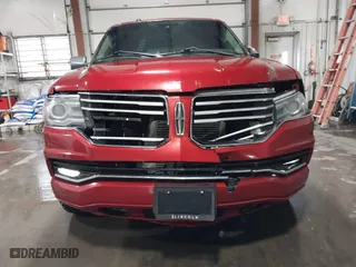 2015 Lincoln Navigator with VIN 5LMJJ2JT5FEJ11296, listed as a IAAI auction lot 41233028 with 189,509 mi miles. Bid and sale history available at carsss.com. Image 13.