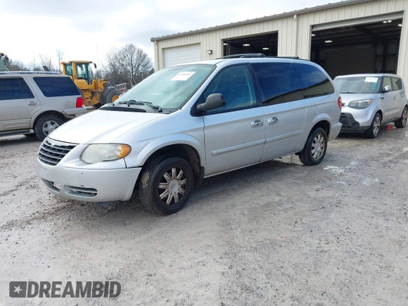 2006 Chrysler Town & Country Touring with VIN 2A4GP54LX6R859617, listed as a IAAI auction lot 41484842 with 283,845 mi miles and . Bid and sale history available at DreamBid. Image 2.