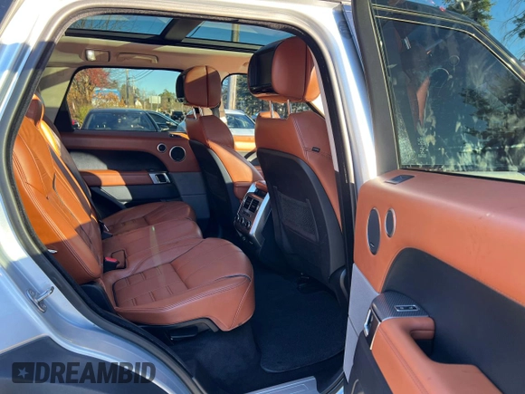 2014 Land Rover Range Rover Sport Autobiography with VIN SALWV2EF0EA313547, listed as a Copart auction lot 80999784 with 107,701 mi miles and Clean Title. Bid and sale history available at carsss.com. Image 6.