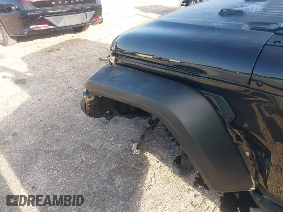 2021 Jeep Wrangler Unlimited Willys with VIN 1C4HJXDN0MW636466, listed as a IAAI auction lot 42005308 with 25,245 mi miles and . Bid and sale history available at DreamBid. Image 6.