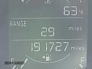 2017 Mazda 6 Sport z VIN JM1GL1U52H1125024, wystawiony jako IAAI lot #42115413 z przebiegiem 191 727 mil mil oraz . Historia ofert i sprzedaży dostępna na DreamBid. Obrazek 16.