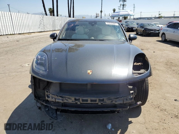 2020 Porsche Macan with VIN WP1AA2A52LLB02702, listed as a Copart auction lot 52910305 with 36,063 mi miles and Salvage title. Bid and sale history available at DreamBid. Image 5.