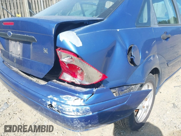 2002 Ford Focus SE with VIN 1FAFP34302W129809, listed as a IAAI auction lot 42083220 with 217,739 mi miles and . Bid and sale history available at carsss.com. Image 6.