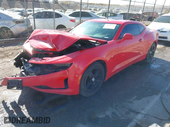 2020 Chevrolet Camaro 1LS z VIN 1G1FB1RX2L0122611, wystawiony jako IAAI lot #41835572 z przebiegiem 111 175 mil mil oraz . Historia ofert i sprzedaży dostępna na DreamBid. Obrazek 2.
