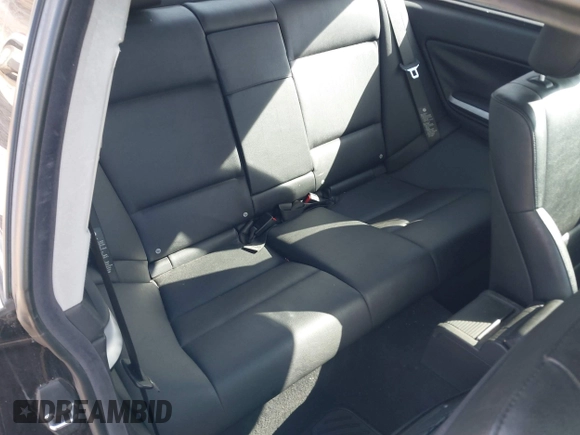 2006 BMW 3 Series 325Ci с VIN WBABV13456JT24513, выставлен на аукционе IAAI как лот 41886943 с пробегом 114 270 миль миль и . История ставок и продаж доступна на DreamBid. Изображение 8.