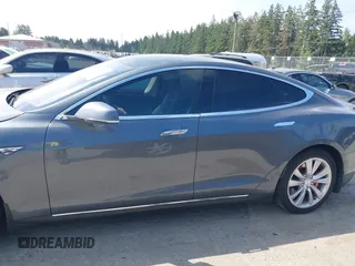 2014 Tesla Model S 60 with VIN 5YJSA1H18EFP38078, listed as a IAAI auction lot 42748619 with 159,285 mi miles and . Bid and sale history available at DreamBid. Image 14.