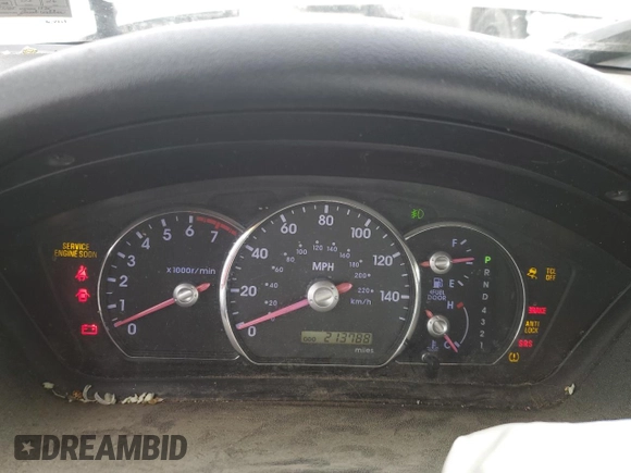 2007 Mitsubishi Endeavor LS with VIN 4A4MN21S87E031792, listed as a Copart auction lot 42746315 with 213,788 mi miles and Salvage Title. Bid and sale history available at carsss.com. Image 9.