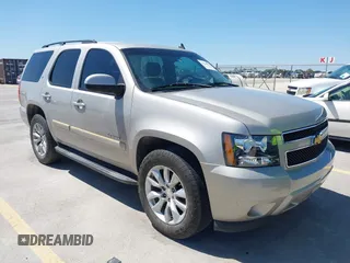 2007 Chevrolet Tahoe LT z VIN 1GNFC13017R424481, wystawiony jako IAAI lot #41928296 z przebiegiem 248 083 mil mil oraz . Historia ofert i sprzedaży dostępna na DreamBid. Obrazek 1.