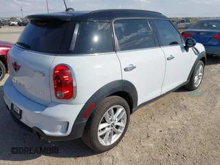 2014 MINI Countryman S z VIN WMWZC3C57EWP51864, wystawiony jako IAAI lot #42556774 z przebiegiem 73 912 mil mil oraz . Historia ofert i sprzedaży dostępna na DreamBid. Obrazek 4.
