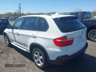 2008 BMW X5 3.0si with VIN 5UXFE43568L003293, listed as a IAAI auction lot 42054258 with 218,524 mi miles. Bid and sale history available at carsss.com. Image 3.