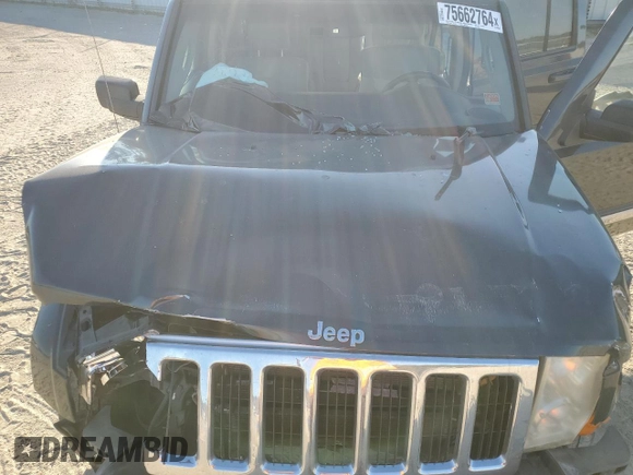 2007 Jeep Commander Limited с VIN 1J8HH58207C585310, выставлен на аукционе Copart как лот 42611425 с пробегом 236 781 миль миль и Списание • Salvage title. История ставок и продаж доступна на DreamBid. Изображение 14.