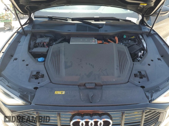 2022 Audi e-tron Premium with VIN WA1AAAGE2NB005246, listed as a Copart auction lot 56534103 with 26,794 mi miles. Bid and sale history available at carsss.com. Image 12.