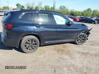 2024 BMW X3 xDrive30i z VIN 5UX53DP08R9V36583, wystawiony jako IAAI lot #42128986 z przebiegiem 9 mil mil oraz . Historia ofert i sprzedaży dostępna na DreamBid. Obrazek 4.