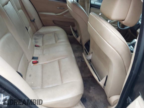 2012 BMW 5 Series 528i with VIN WBAXG5C51CDY28325, listed as a IAAI auction lot 41348221 with 125,039 mi miles. Bid and sale history available at carsss.com. Image 8.