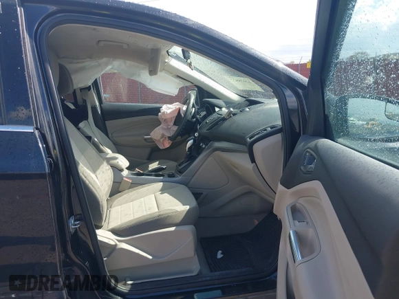 2014 Ford Escape SE with VIN 1FMCU9GX2EUD41176, listed as a IAAI auction lot 42028822 with 101,595 mi miles and . Bid and sale history available at DreamBid. Image 5.