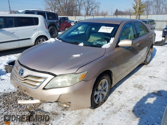 2011 Toyota Camry LE with VIN 4T1BF3EK3BU208593, listed as a IAAI auction lot 41258585 with 269,182 mi miles. Bid and sale history available at carsss.com. Image 2.