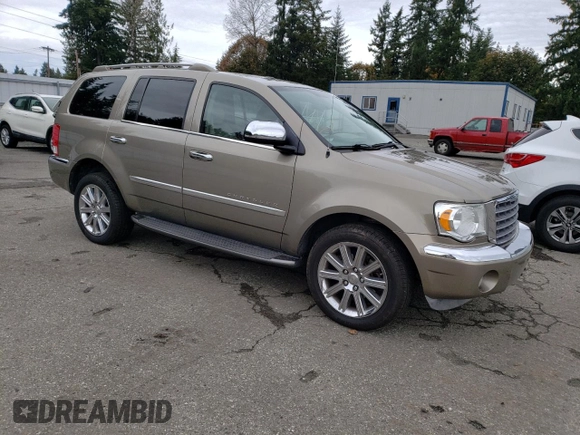 2007 Chrysler Aspen Limited z VIN 1A8HW582X7F580667, wystawiony jako Copart lot #76028974 z przebiegiem 88 544 mil mil oraz Szkoda całkowita • Salvage title. Historia ofert i sprzedaży dostępna na DreamBid. Obrazek 4.