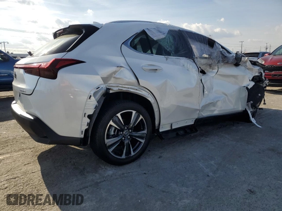 2025 Lexus UX with VIN JTHYBJAHXS2013108, listed as a Copart auction lot 45136895 with 1,350 mi miles and Salvage title. Bid and sale history available at DreamBid. Image 3.