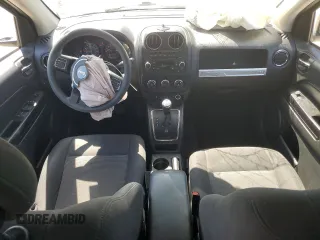2017 Jeep Compass Sport с VIN 1C4NJCBA8HD124418, выставлен на аукционе Copart как лот 54833855 с пробегом 102 487 миль миль и Списание • Salvage title. История ставок и продаж доступна на DreamBid. Изображение 8.