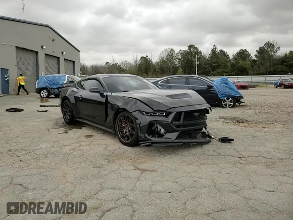 2024 Ford Mustang GT with VIN 1FA6P8CF8R5420289, listed as a Copart auction lot 49837415 with 19,636 mi miles and Salvage title. Bid and sale history available at DreamBid. Image 14.