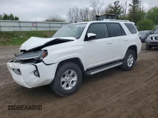 2018 Toyota 4Runner SR5 z VIN JTEBU5JR2J5493672, wystawiony jako Copart lot #55295345 z przebiegiem 106 311 mil mil oraz Czysty tytuł • Clean title. Historia ofert i sprzedaży dostępna na DreamBid. Obrazek 1.