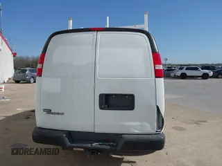 2020 Chevrolet Express Cargo with VIN 1GCWGAFP6L1275225, listed as a IAAI auction lot 41801450 with 122,683 mi miles and . Bid and sale history available at DreamBid. Image 17.