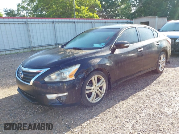2013 Nissan Altima SL with VIN 1N4BL3AP0DC170723, listed as a IAAI auction lot 42177586 with 161,792 mi miles and . Bid and sale history available at DreamBid. Image 2.