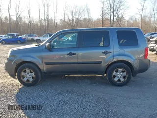 2013 Honda Pilot LX with VIN 5FNYF4H25DB073872, listed as a IAAI auction lot 41901435 with 171,529 mi miles. Bid and sale history available at carsss.com. Image 14.