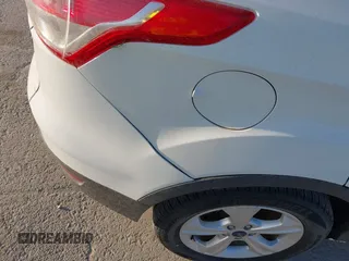 2016 Ford Escape SE with VIN 1FMCU9GX0GUC03719, listed as a IAAI auction lot 41781963 with 85,382 mi miles. Bid and sale history available at carsss.com. Image 12.