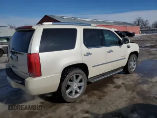 2009 Cadillac Escalade z VIN 1GYFK23299R246710, wystawiony jako Copart lot #41768465 z przebiegiem 110 225 mil mil oraz Czysty tytuł • Clean title. Historia ofert i sprzedaży dostępna na DreamBid. Obrazek 3.