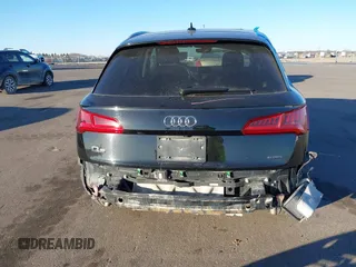 2019 Audi Q5 Premium Plus with VIN WA1BNAFY7K2107397, listed as a IAAI auction lot 41453991 with 60,883 mi miles. Bid and sale history available at carsss.com. Image 17.