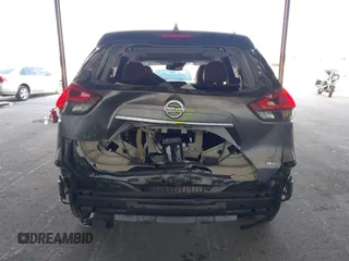 2018 Nissan Rogue SV with VIN JN8AT2MT9JW485804, listed as a IAAI auction lot 41711723 with 74,860 mi miles and . Bid and sale history available at carsss.com. Image 6.