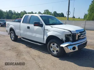 2010 Ford F-150 XL with VIN 1FTFX1EV3AKE81304, listed as a IAAI auction lot 42423867 with 214,188 mi miles and . Bid and sale history available at DreamBid. Image 1.