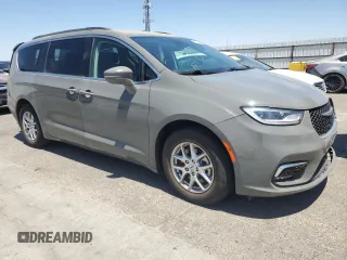 2022 Chrysler Pacifica Touring L with VIN 2C4RC1BG1NR191584, listed as a Copart auction lot 60469305 with 80,094 mi miles and Salvage title. Bid and sale history available at DreamBid. Image 4.