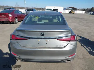 2020 Lexus ES with VIN 58ADZ1B11LU069221, listed as a IAAI auction lot 41705468 with 49,853 mi miles. Bid and sale history available at carsss.com. Image 15.