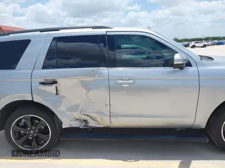 2023 Ford Expedition Limited with VIN 1FMJU1K87PEA60836, listed as a IAAI auction lot 42425331 with 7,741 mi miles and . Bid and sale history available at DreamBid. Image 13.