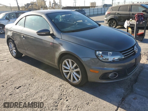 2012 Volkswagen Eos Komfort с VIN WVWBW7AH1CV006501, выставлен на аукционе Copart как лот 84711084 с пробегом 106 113 миль миль и Списание • Salvage title. История ставок и продаж доступна на DreamBid. Изображение 4.