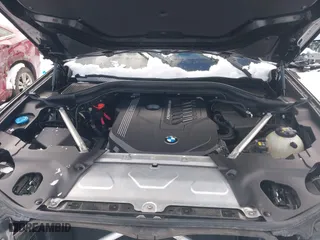 2021 BMW X4 M40i with VIN 5UX2V5C05M9H02711, listed as a IAAI auction lot 41675953 with 26,652 mi miles. Bid and sale history available at carsss.com. Image 10.