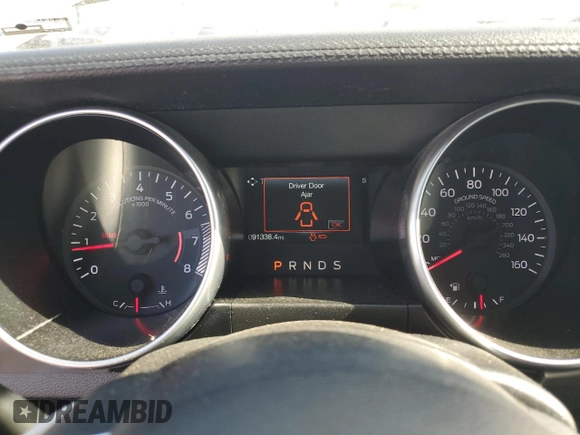 2018 Ford Mustang EcoBoost Premium with VIN 1FATP8UH8J5166333, listed as a Copart auction lot 61604405 with 91,338 mi miles and Salvage title. Bid and sale history available at DreamBid. Image 9.