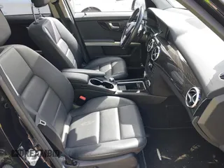 2015 Mercedes-Benz GLK with VIN WDCGG8JB0FG402300, listed as a IAAI auction lot 41969142 with 135,806 mi miles. Bid and sale history available at carsss.com. Image 5.