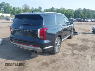 2024 Hyundai Palisade Calligraphy z VIN KM8R7DGE8RU690142, wystawiony jako IAAI lot #42287215 z przebiegiem 28 603 mil mil oraz . Historia ofert i sprzedaży dostępna na DreamBid. Obrazek 4.