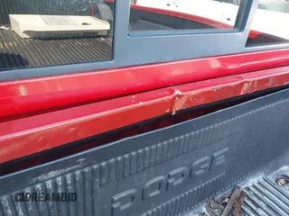 2000 Dodge Dakota z VIN 1B7GL22Z8YS512490, wystawiony jako IAAI lot #42031298 z przebiegiem 119 470 mil mil oraz . Historia ofert i sprzedaży dostępna na DreamBid. Obrazek 16.