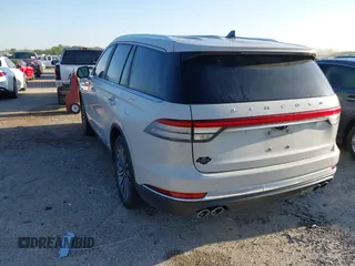 2021 Lincoln Aviator Reserve with VIN 5LM5J7XC5MGL02577, listed as a IAAI auction lot 41944356 with 68,941 mi miles and . Bid and sale history available at DreamBid. Image 3.