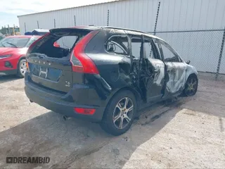 2013 Volvo XC60 T6 with VIN YV4902DZ4D2466775, listed as a IAAI auction lot 40523831 with 1 mi miles. Bid and sale history available at carsss.com. Image 4.