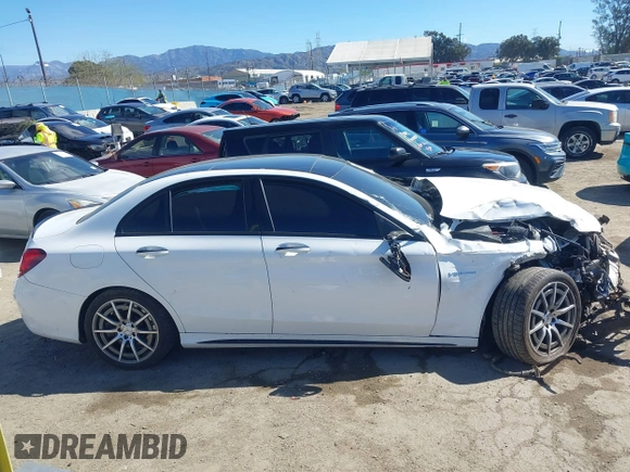 2020 Mercedes-Benz C 63 AMG with VIN 55SWF8GB5LU332454, listed as a IAAI auction lot 41702800 with 54,098 mi miles and . Bid and sale history available at DreamBid. Image 13.