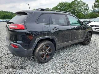 2017 Jeep Cherokee High Altitude z VIN 1C4PJMDS7HW637720, wystawiony jako Copart lot #62146695 z przebiegiem 152 363 mil mil oraz Czysty tytuł • Clean title. Historia ofert i sprzedaży dostępna na DreamBid. Obrazek 3.