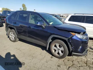 2019 Toyota RAV4 XLE with VIN JTMP1RFV8KD513544, listed as a Copart auction lot 73611684 with Not Provided miles and Salvage Title. Bid and sale history available at DreamBid. Image 4.